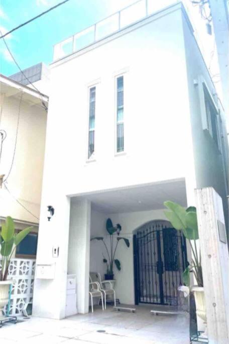Small Villa Tokyo 渋谷まで2駅10分 青山一丁目駅徒歩3分一軒家ペット歓迎お子様歓迎駐車場あり6人までok Exterior foto
